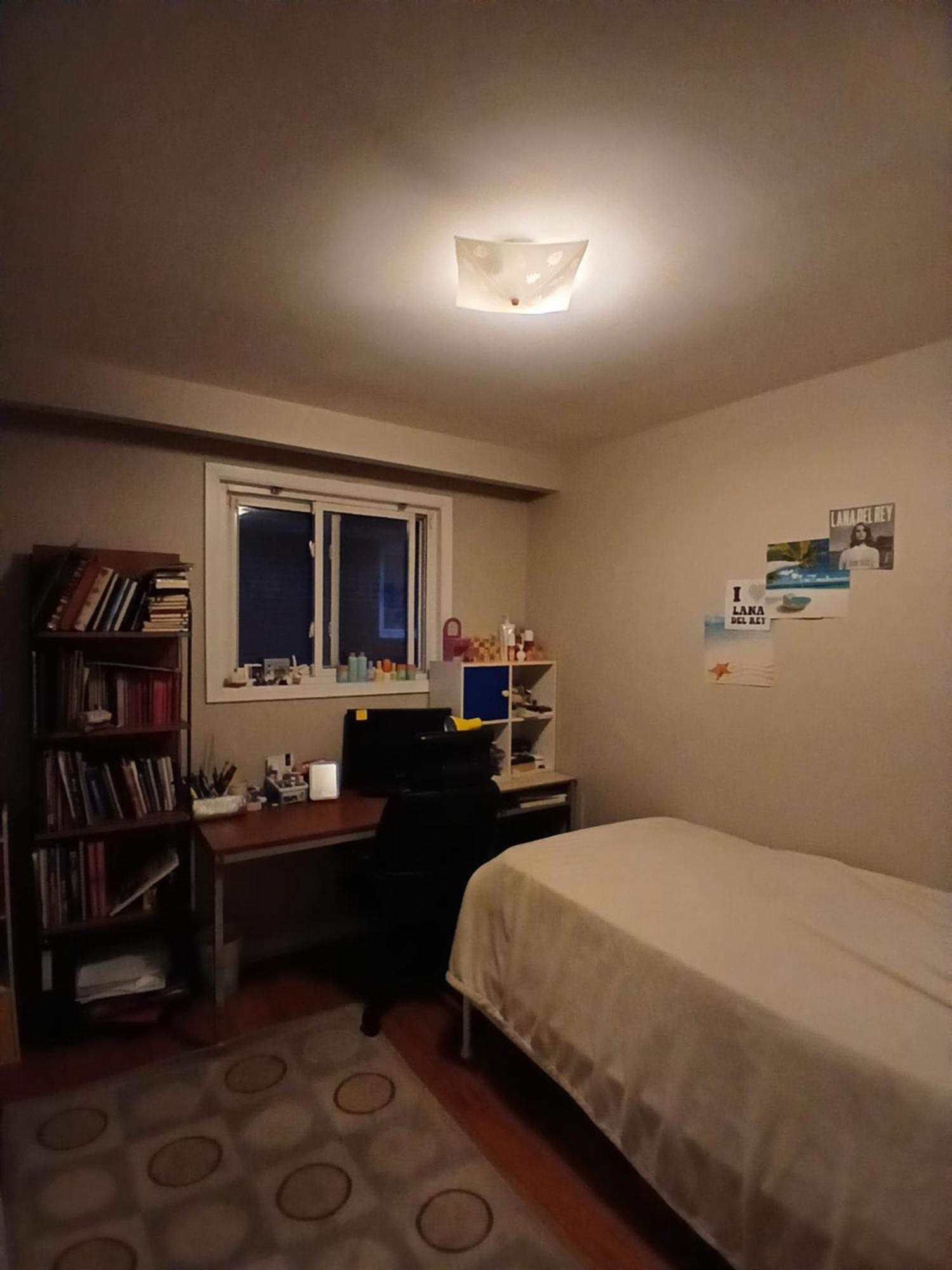 Cozy Apartment With A Spacious Backyard In The Ravine Торонто Екстериор снимка